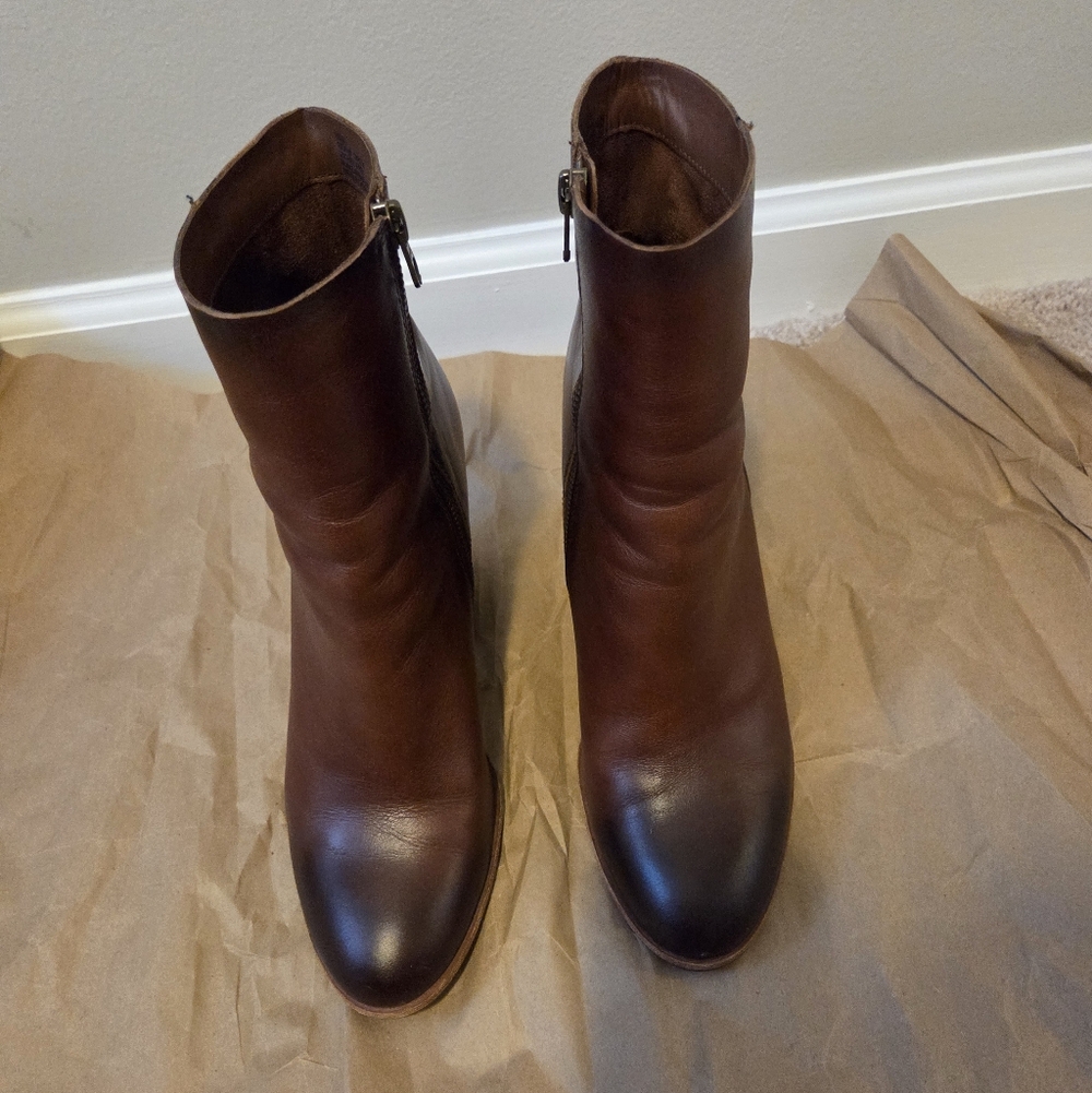 Kork-Ease Brown Leather Ankle Booties Size 10 - Picture 5 of 13
